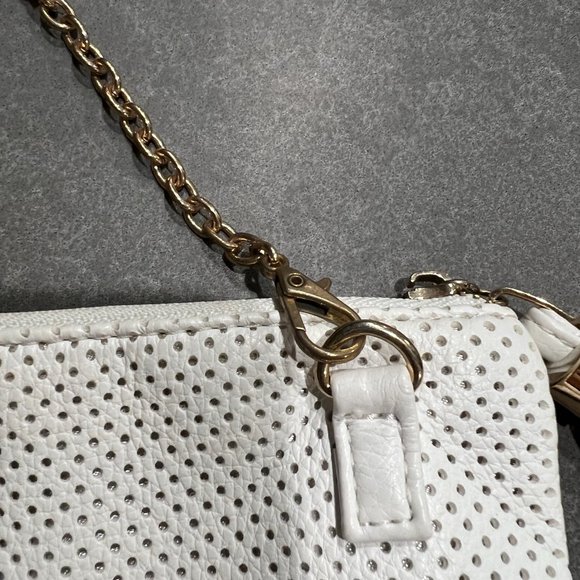 White Crossbody or Clutch bag with detachable chain - Picture 4 of 8